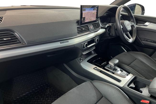 AUDI Q5 Photo 2