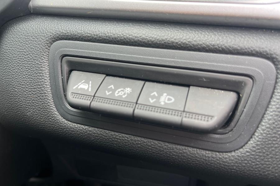 Renault CAPTUR Photo autoimg-2c507b7322079394a44e824054581cfe7dba0b54.jpg