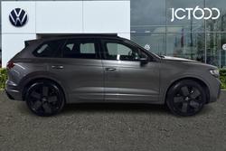 Volkswagen Touareg Photo 4