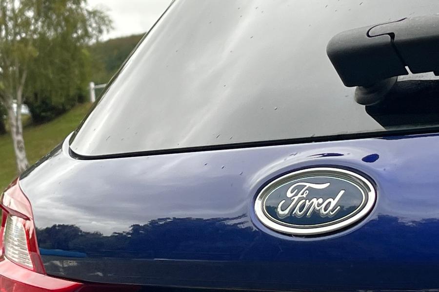 Ford Fiesta Photo autoimg-2c593338056f7611692ff5f76061363f6539fcfa.jpg