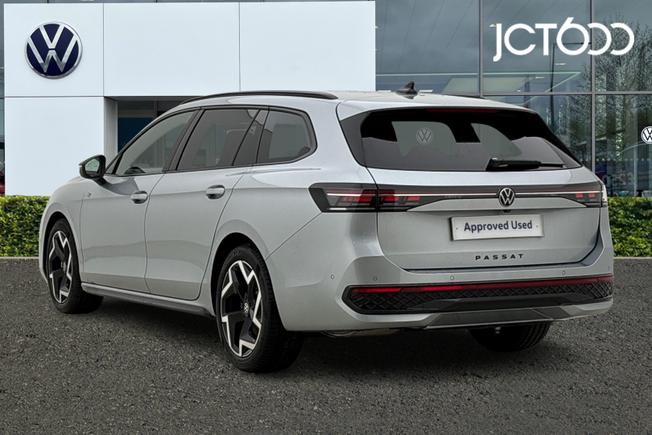 Volkswagen Passat Photo 3