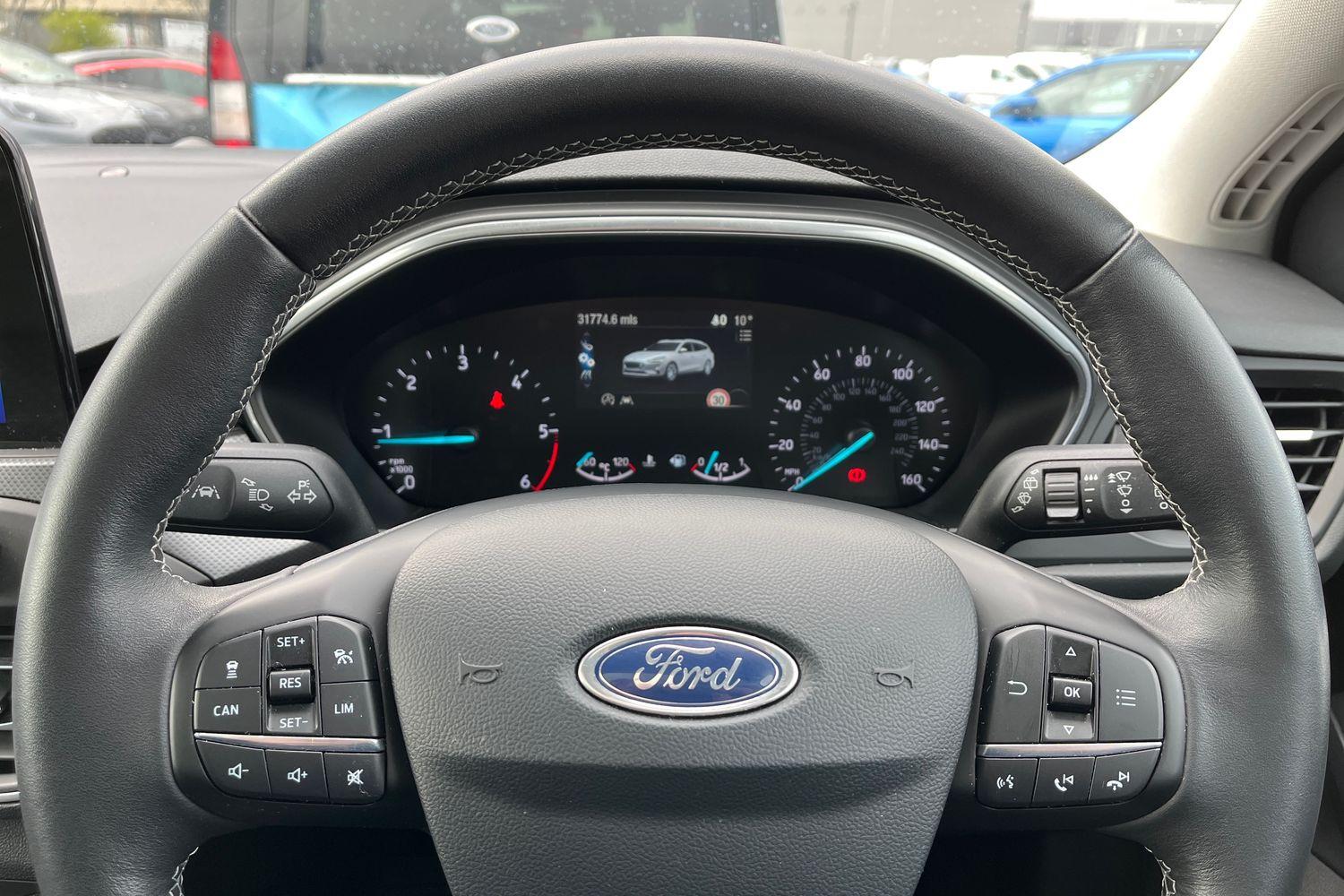 Ford Focus Photo 11