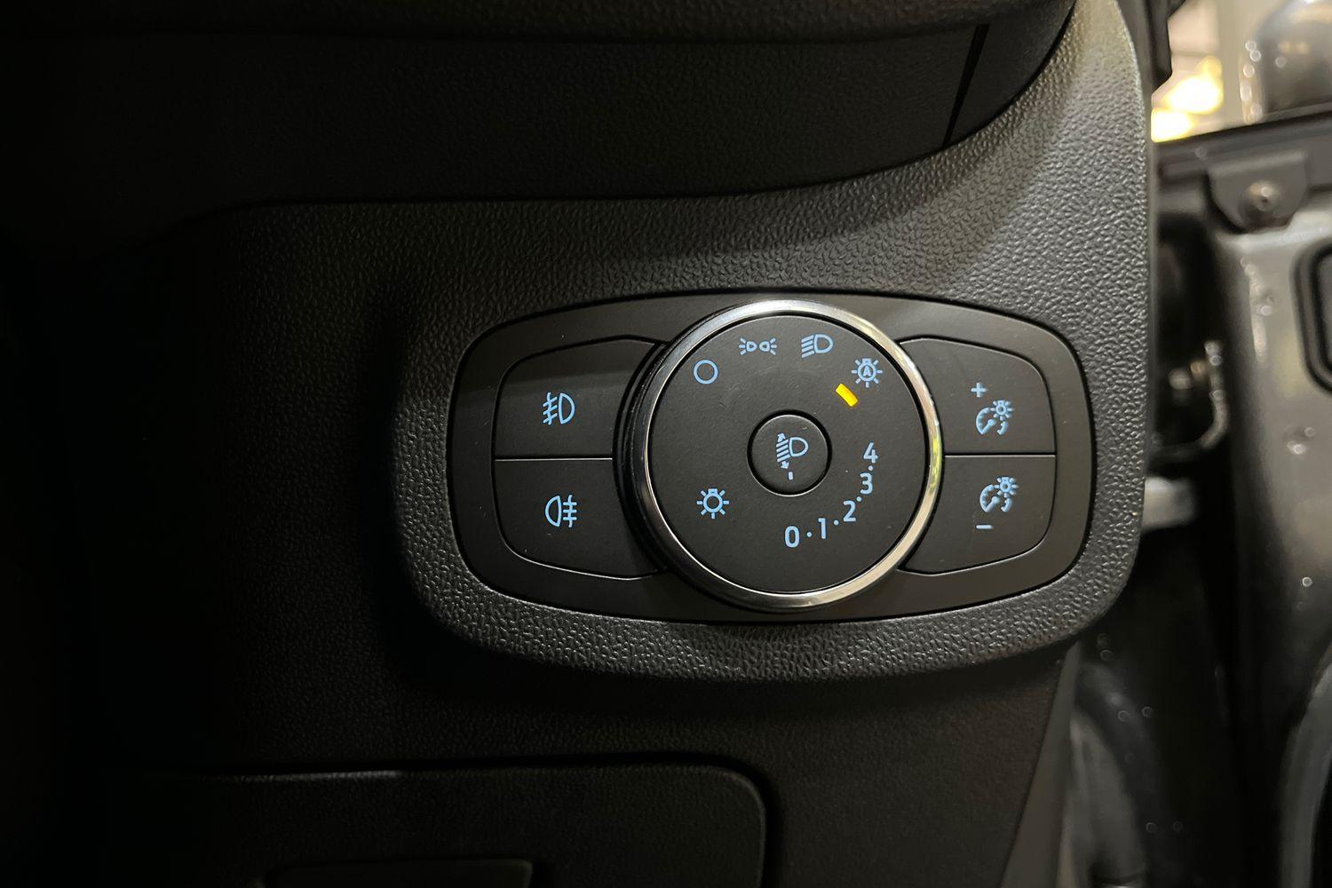 Ford FIESTA Photo 25