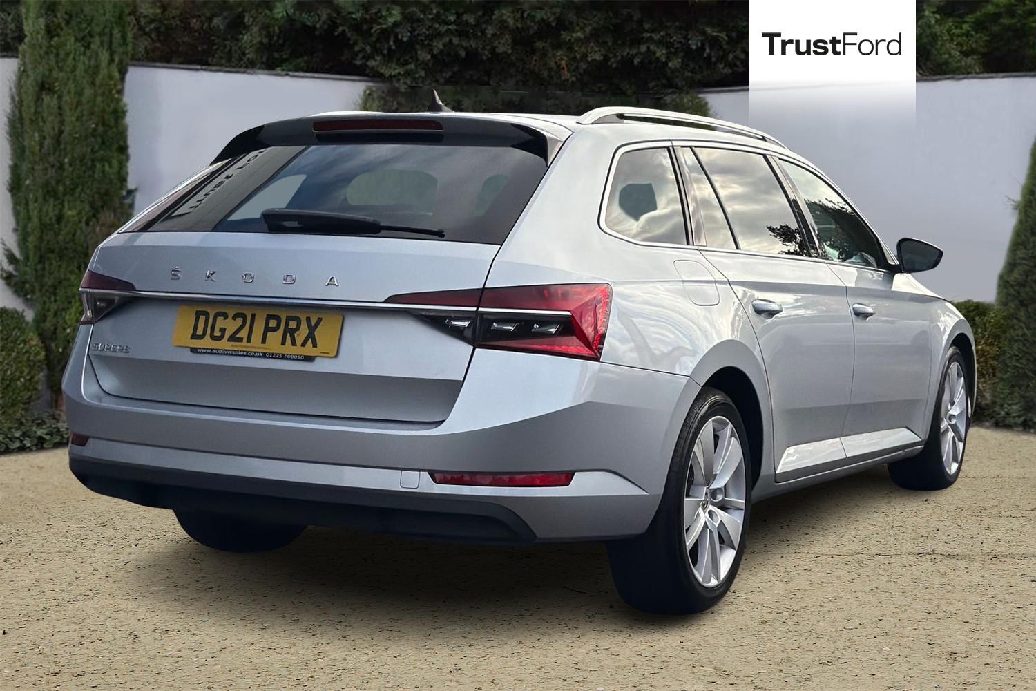 Skoda Superb Photo 3