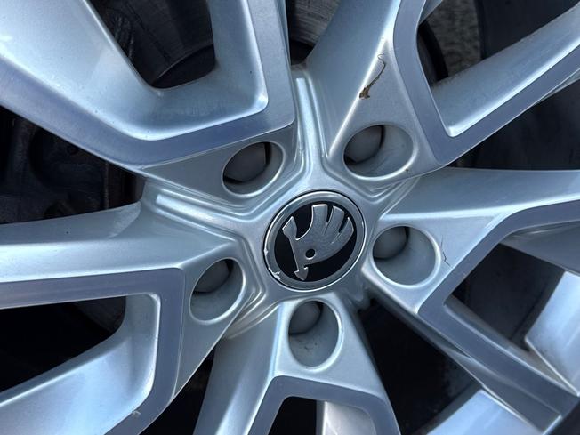 ŠKODA Karoq Photo 24
