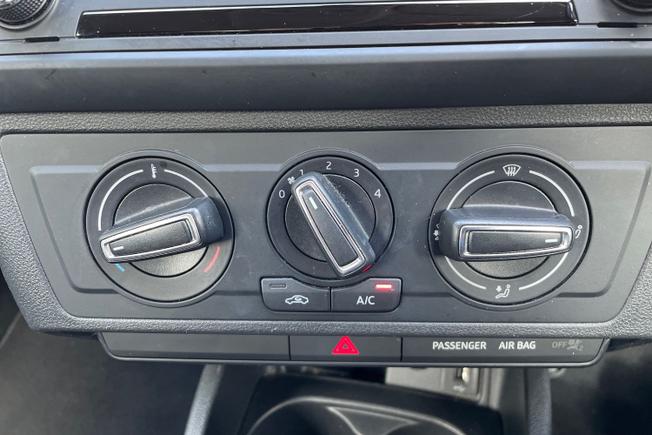 SEAT Ibiza Photo 26