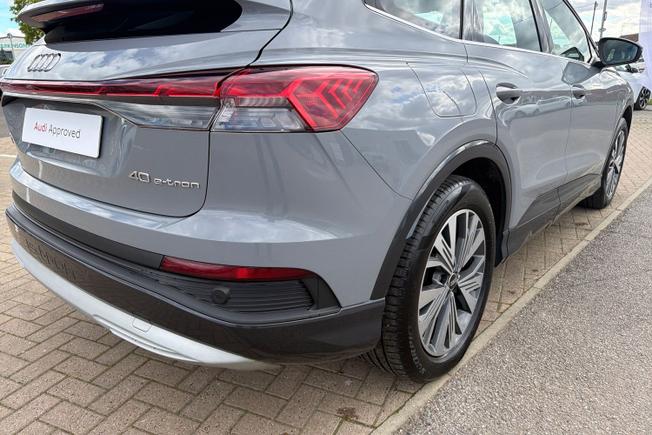 AUDI Q4 E-Tron Photo 32