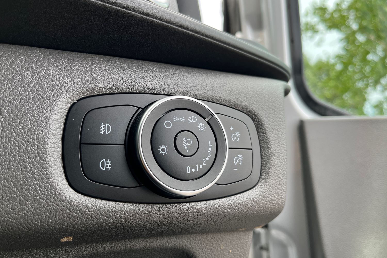 Ford TRANSIT CUSTOM Photo 18