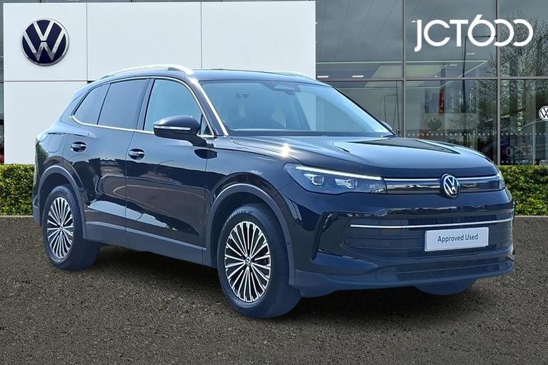 Used 2025 Volkswagen Tiguan 1.5 eTSI MHEV Match SUV 5dr Petrol Hybrid DSG Euro 6 (s/s) (130 ps) Black at JCT600
