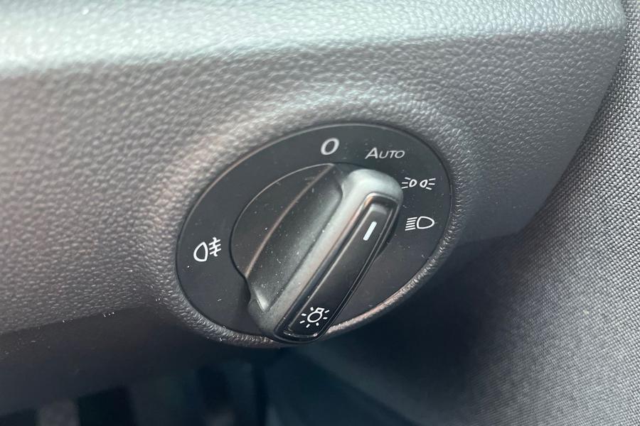Volkswagen T-ROC Photo autoimg-2c699449b7bcce587003997cf03d964f76463749.jpg