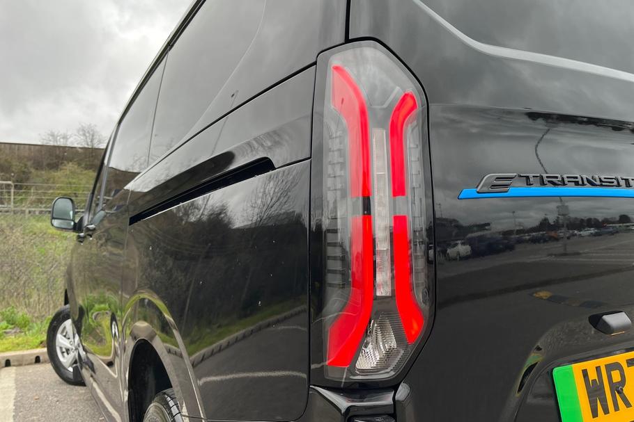 Used FORD E-TRANSIT CUSTOM WR75HYU 27