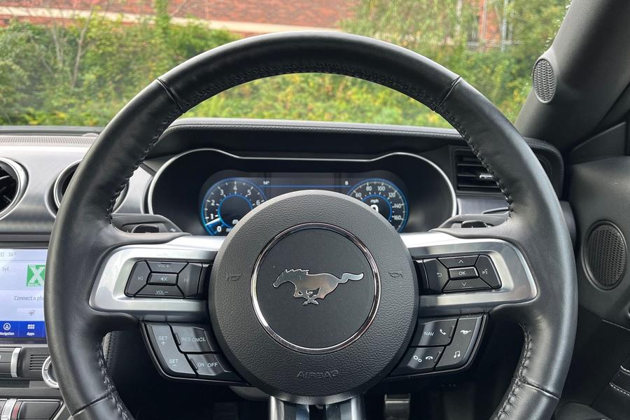 Ford Mustang Photo autoimg-2c6a967d7df833f537f48e5c04dfc9ff59c0c554.jpg