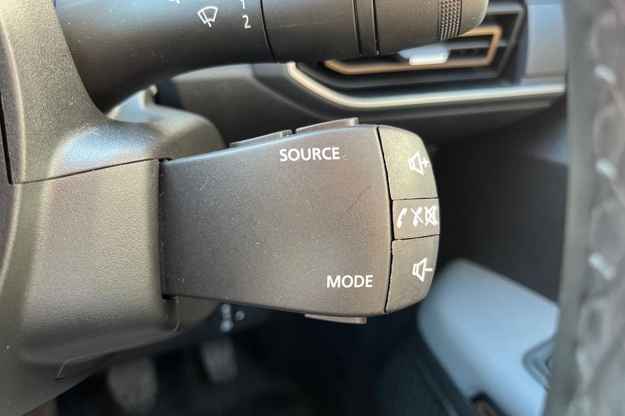 Dacia JOGGER Photo autoimg-2c6f4bb28b3696cfb14c070bef72dca6d36afb67.jpg