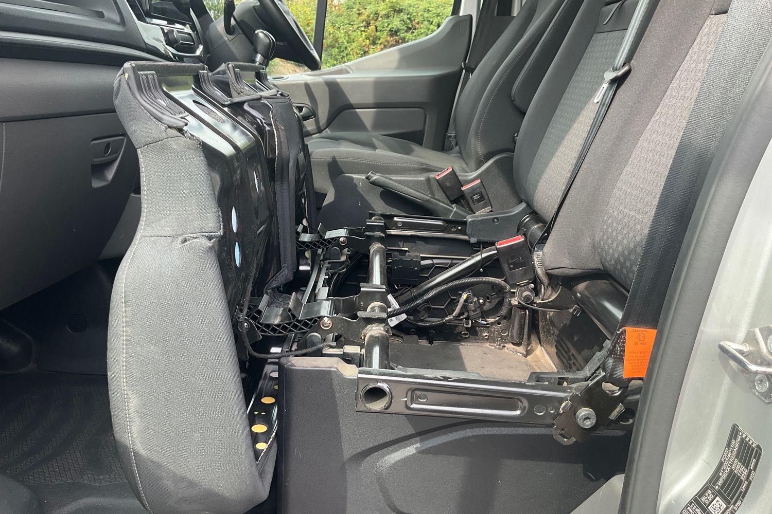 Ford TRANSIT Photo 17