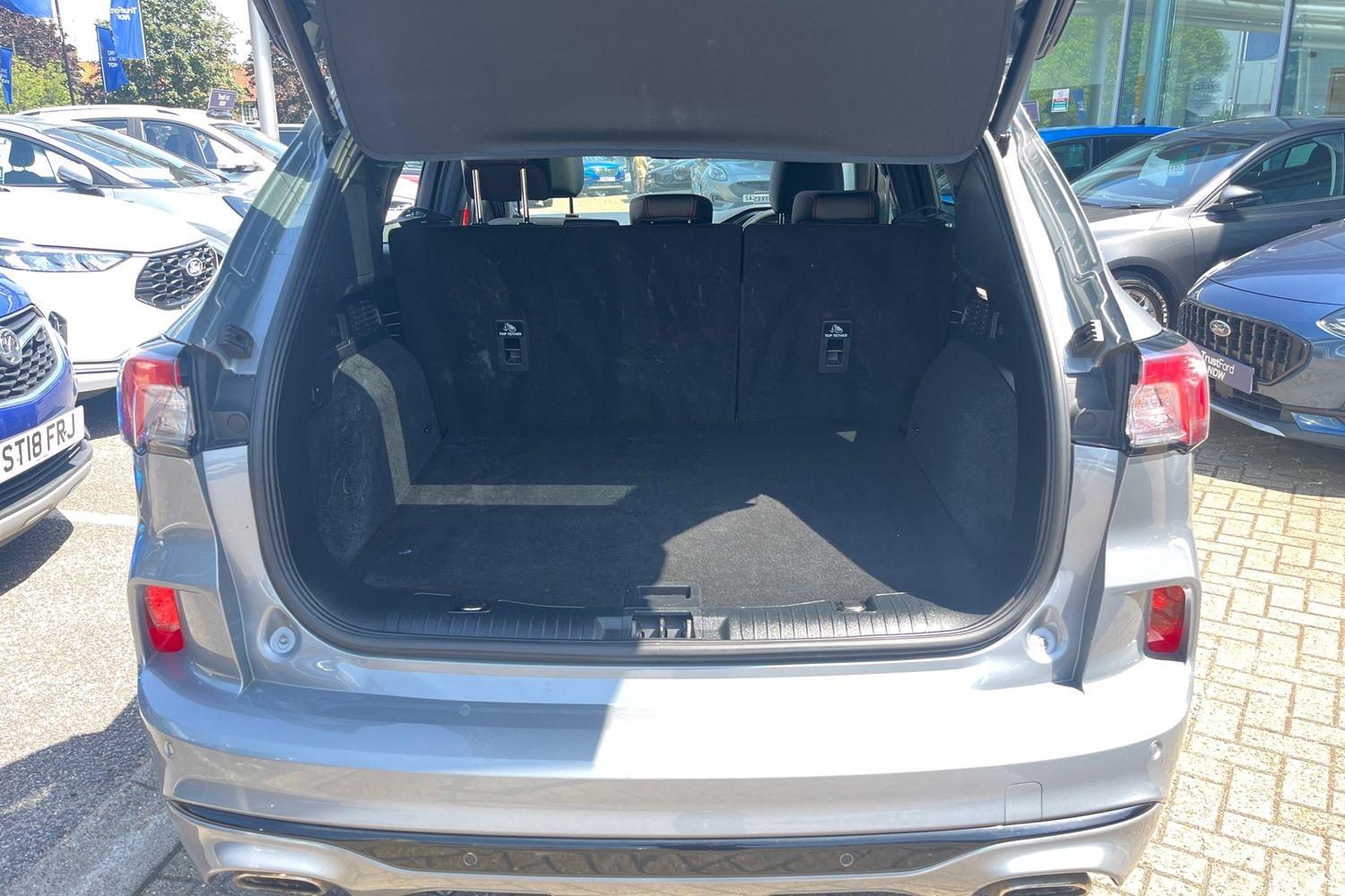 Ford KUGA Photo 20
