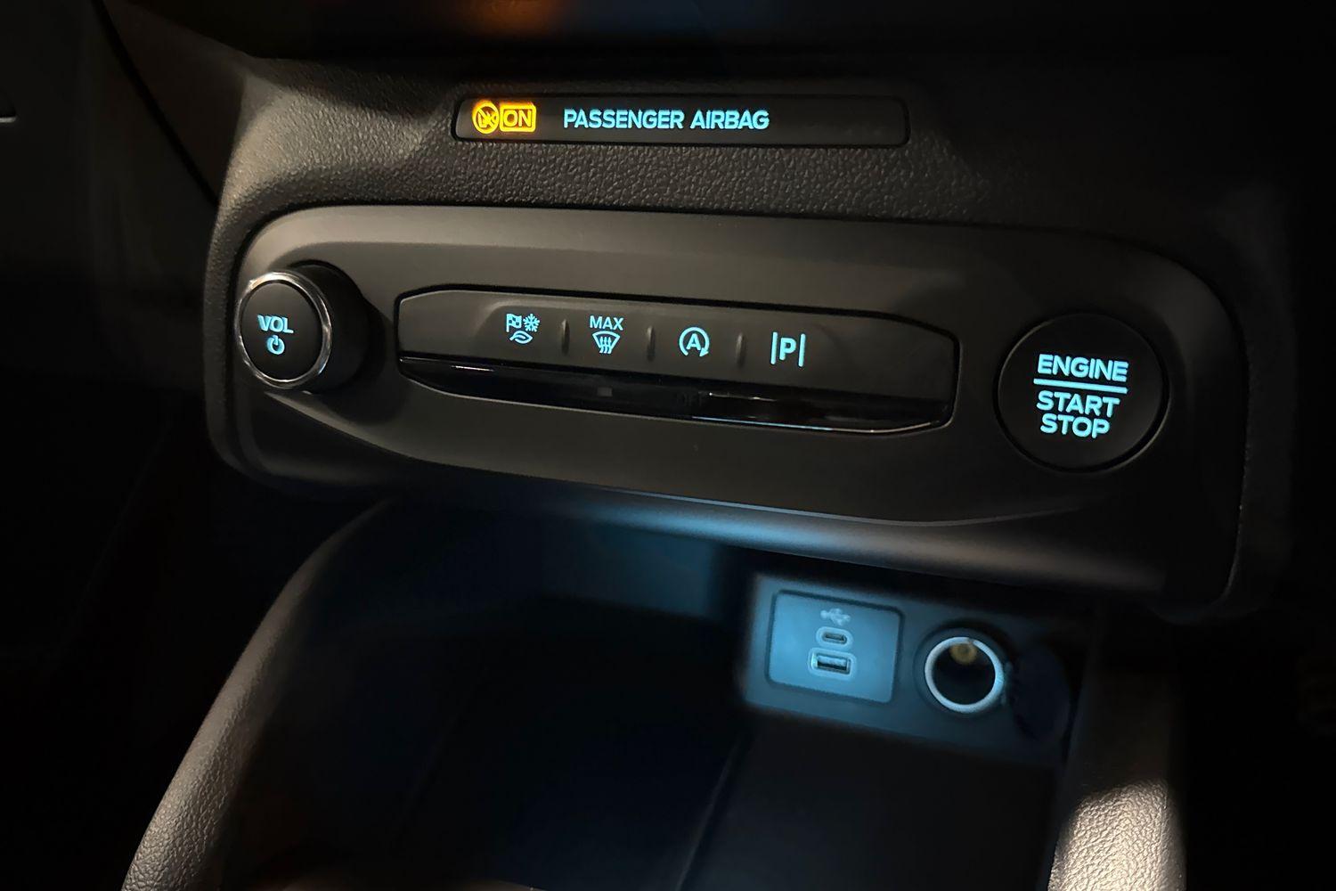 Ford Focus Photo 32