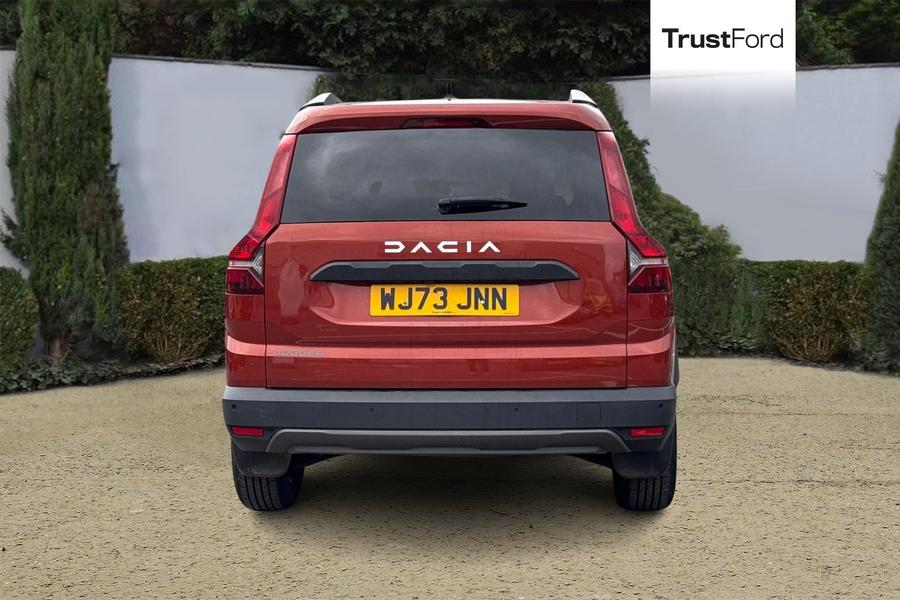 Dacia JOGGER Photo autoimg-2c7eebf0318bccbd541317d4ae10c8b3b0126b5c.jpg