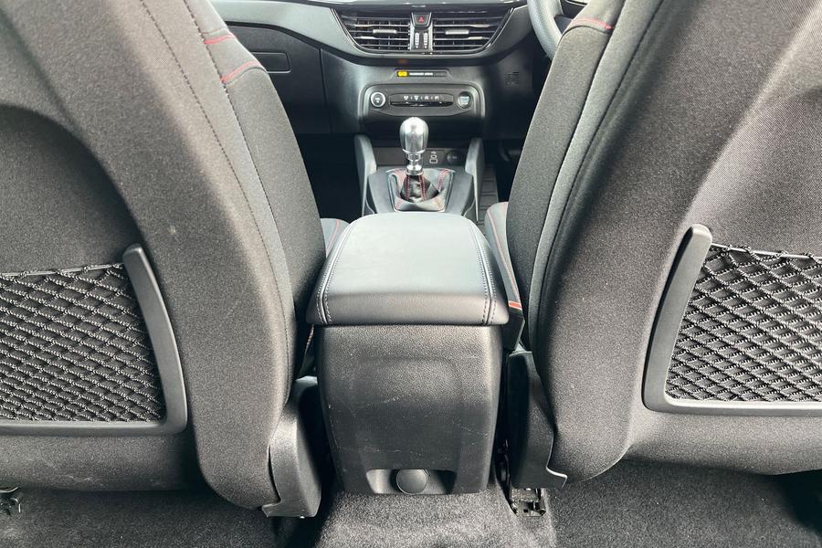 Ford Focus Photo autoimg-2c8157b731ef9a910c44e4b2966d20459f18ad86.jpg