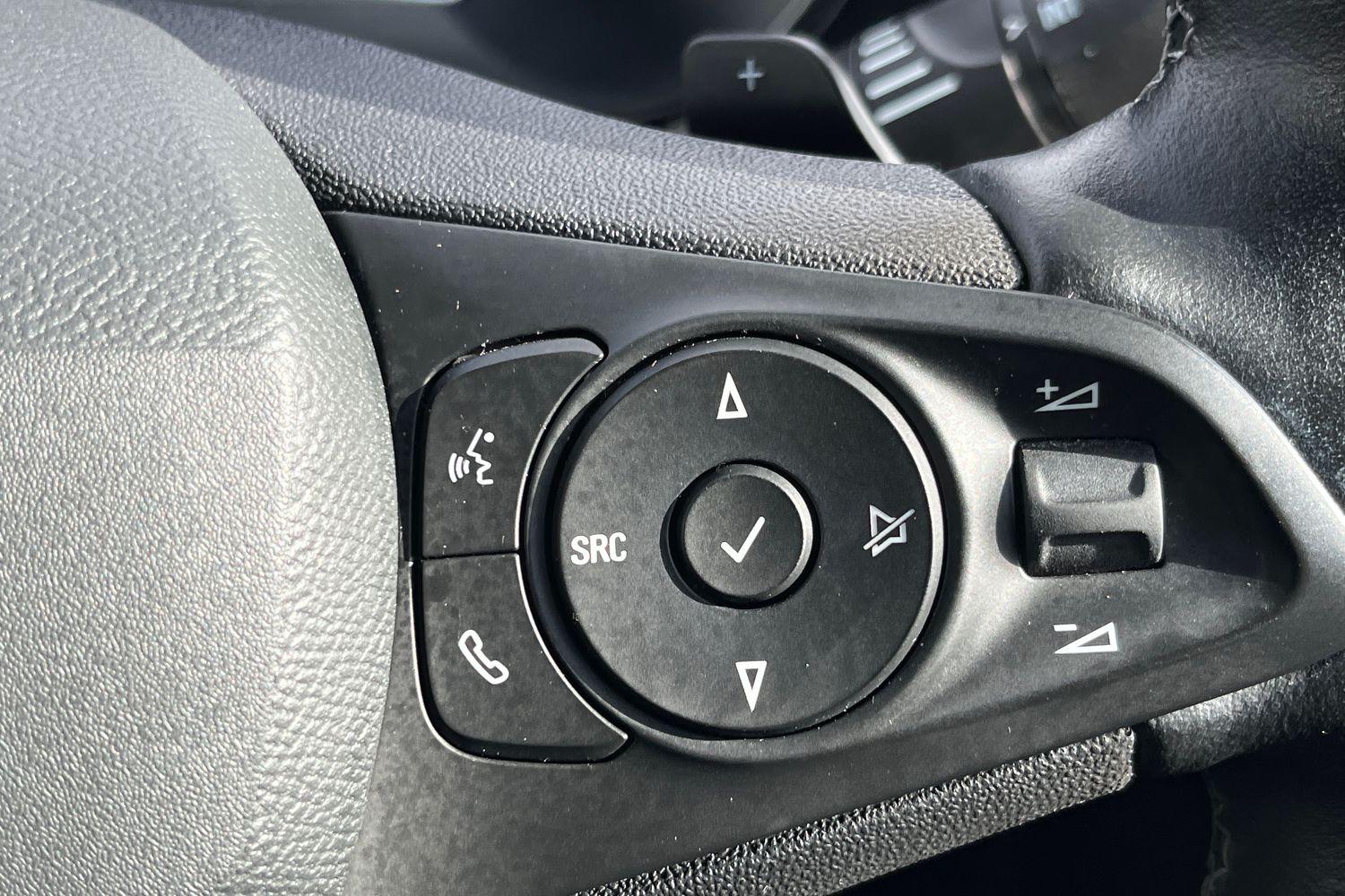 Vauxhall CORSA Photo 23