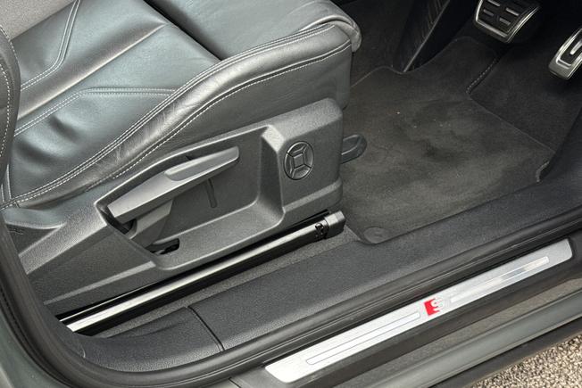 AUDI Q3 Photo 32