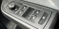 Volkswagen Golf Photo 16