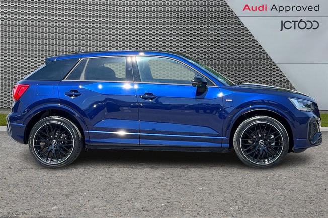 Audi Q2 Photo 4