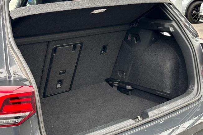 VOLKSWAGEN Golf Photo 47