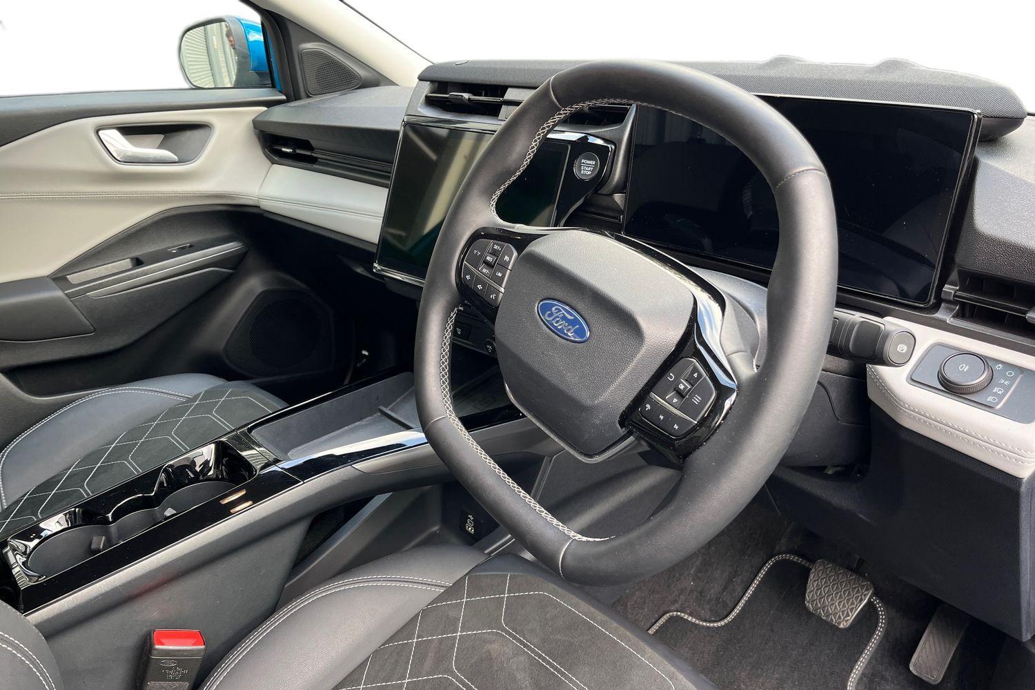 Ford Puma Gen-E Photo 8