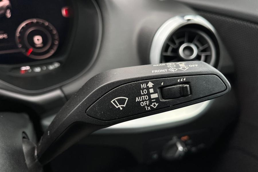 Audi Q2 Photo autoimg-2c993c2a5e56953edb9060406d6e3f172b304657.jpg