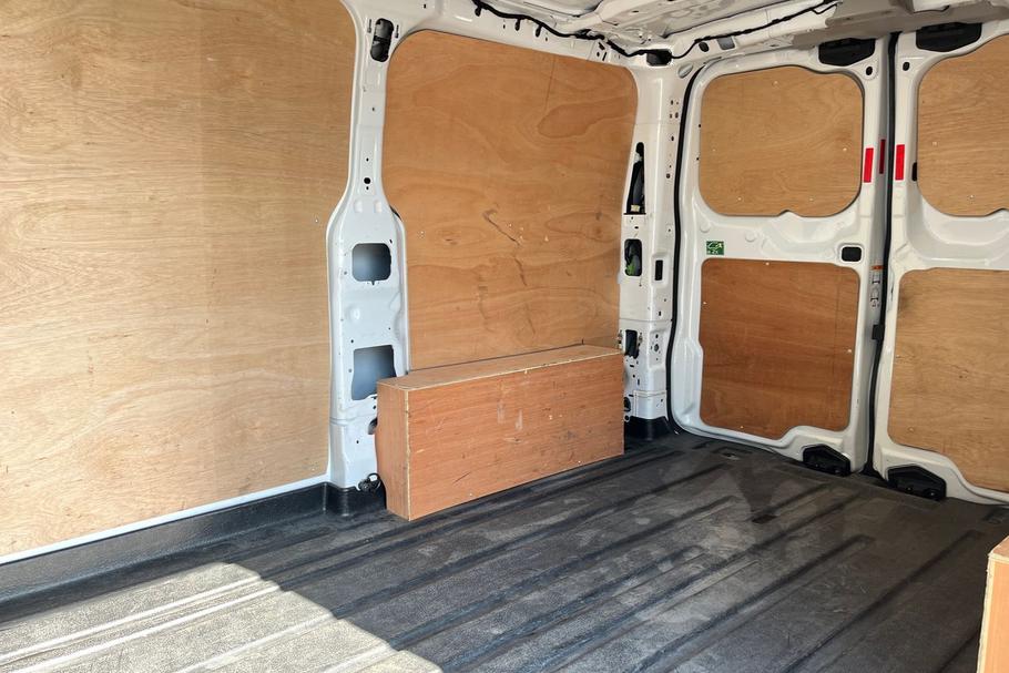 Used Ford TRANSIT CUSTOM DV24HLE 4