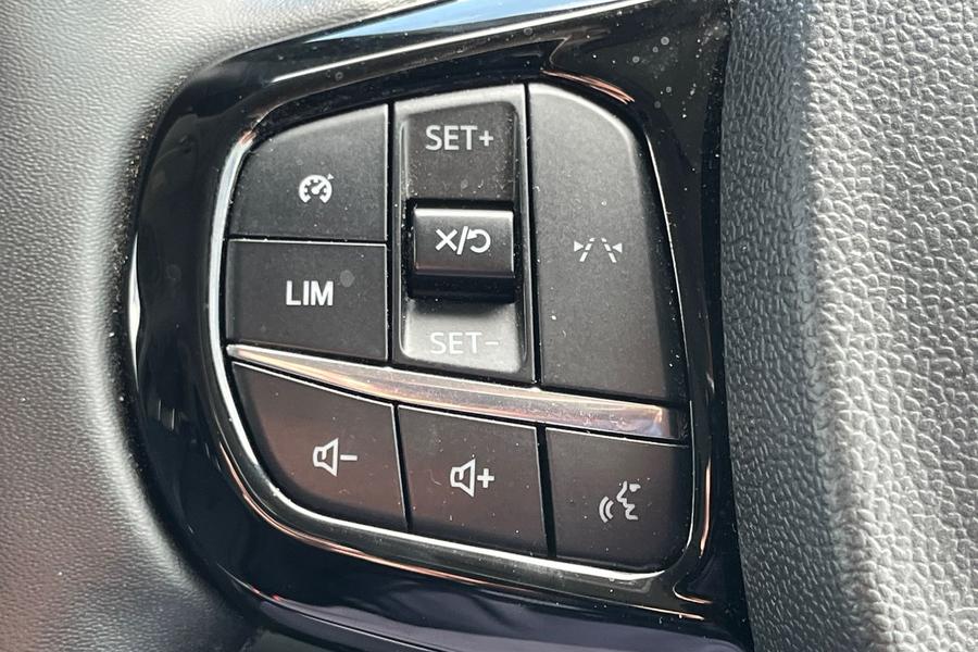 Ford TRANSIT CUSTOM Photo autoimg-2c9aba7d8baac75a1ae696e14249363c6a3cdbfd.jpg