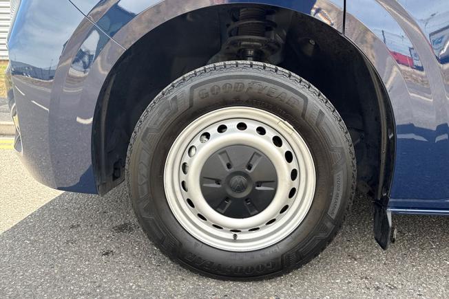VOLKSWAGEN E-Transporter Photo 29