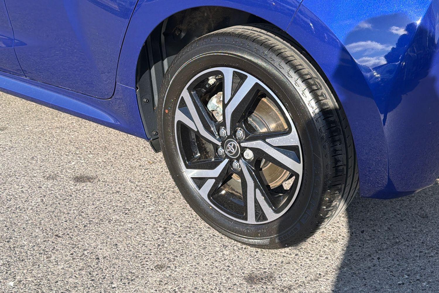 Toyota Yaris Photo 31