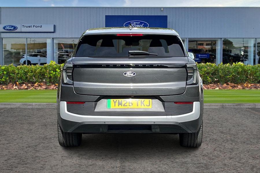 Ford Explorer Photo autoimg-2c9fefec5485d5249026f615dec76a13d7709c79.jpg