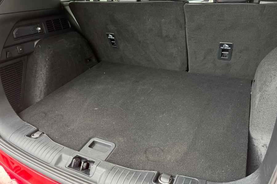 Ford Kuga Photo autoimg-2ca09caa0994632a249c763eb09d40f9a5dc01ba.jpg