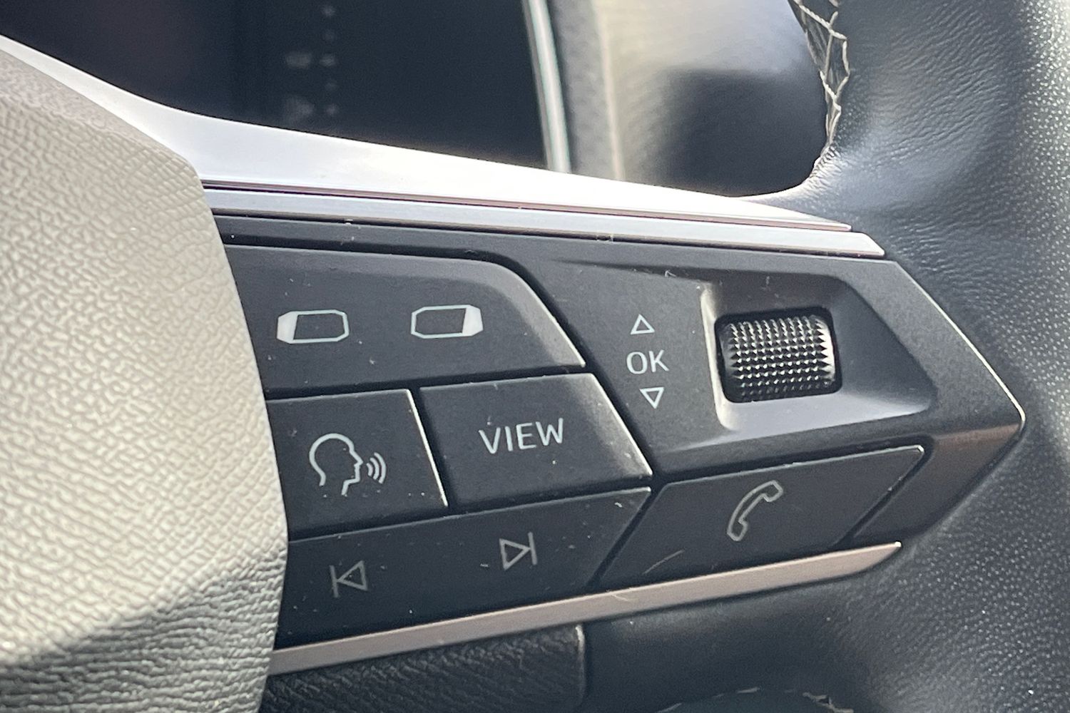 SEAT ARONA Photo 24