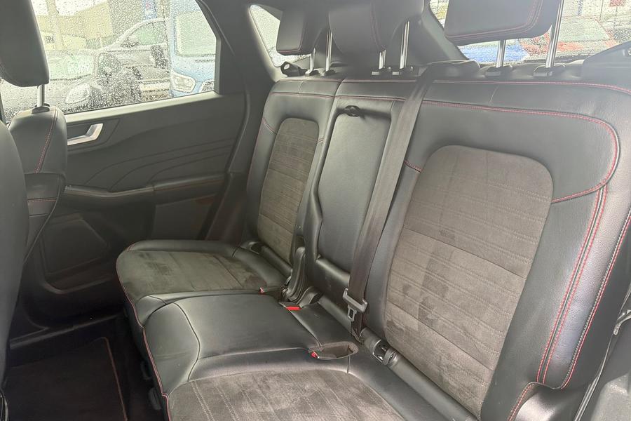 Ford KUGA Photo autoimg-2ca64ae0d8799c5617a0b13929cb190d2e0d667a.jpg
