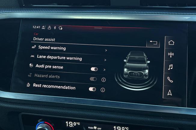 AUDI Q3 Photo 34