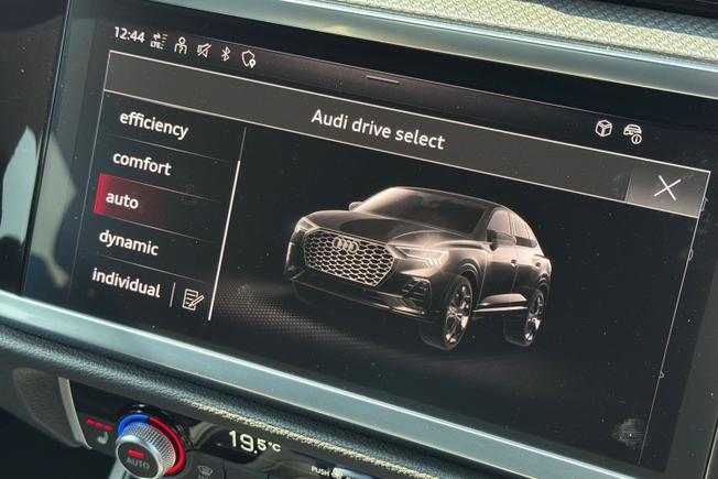 Audi Q3 Photo 41
