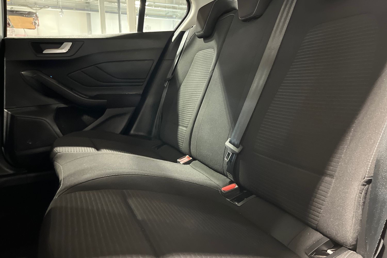 Ford FOCUS Photo 19