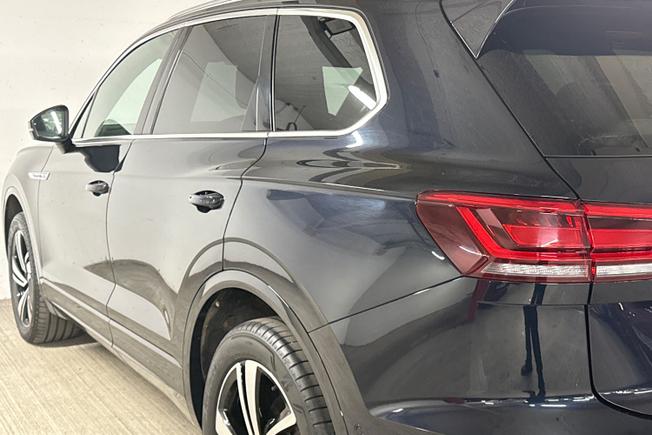 VOLKSWAGEN Touareg Photo 35