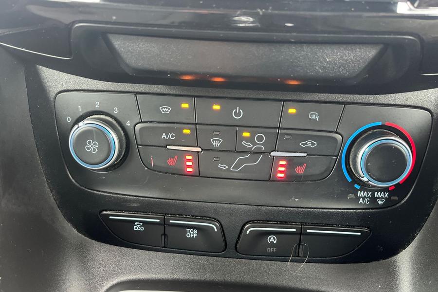 Ford TRANSIT CONNECT Photo autoimg-2cad4af957ea9dc9f2c8d0b9fe4e2e203353d5e3.jpg