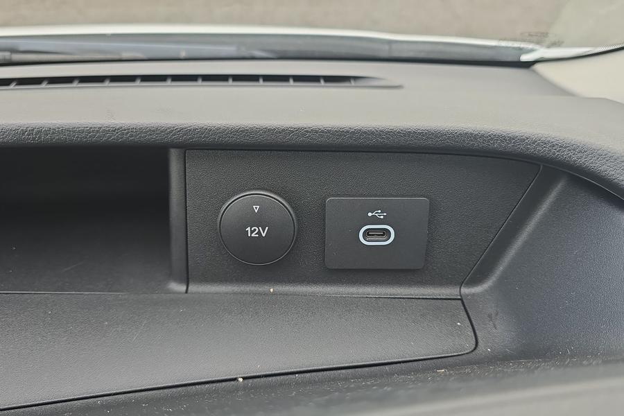 Ford TRANSIT Photo autoimg-2cad6b6bcae28a986df28aae59c134582eec653d.jpg