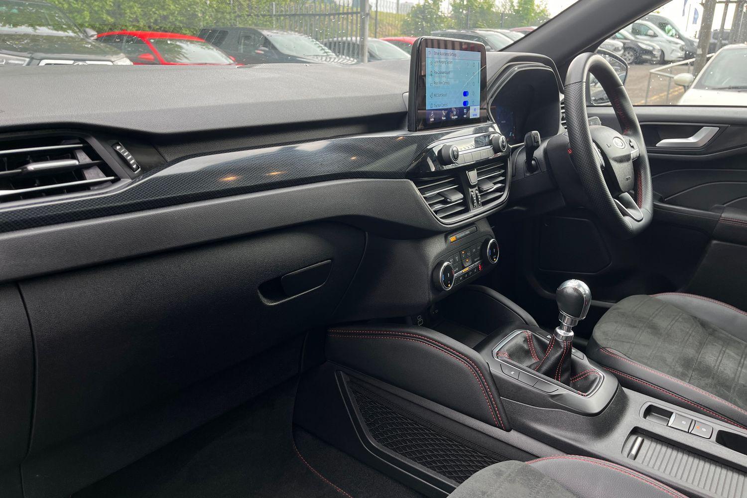 Ford Kuga Photo 17