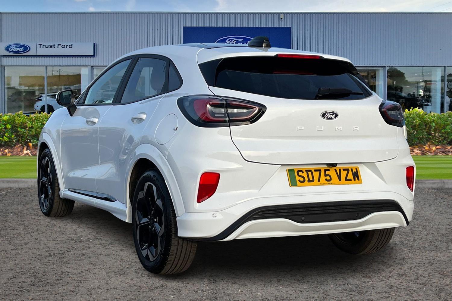 Ford Puma Gen-E Photo 1
