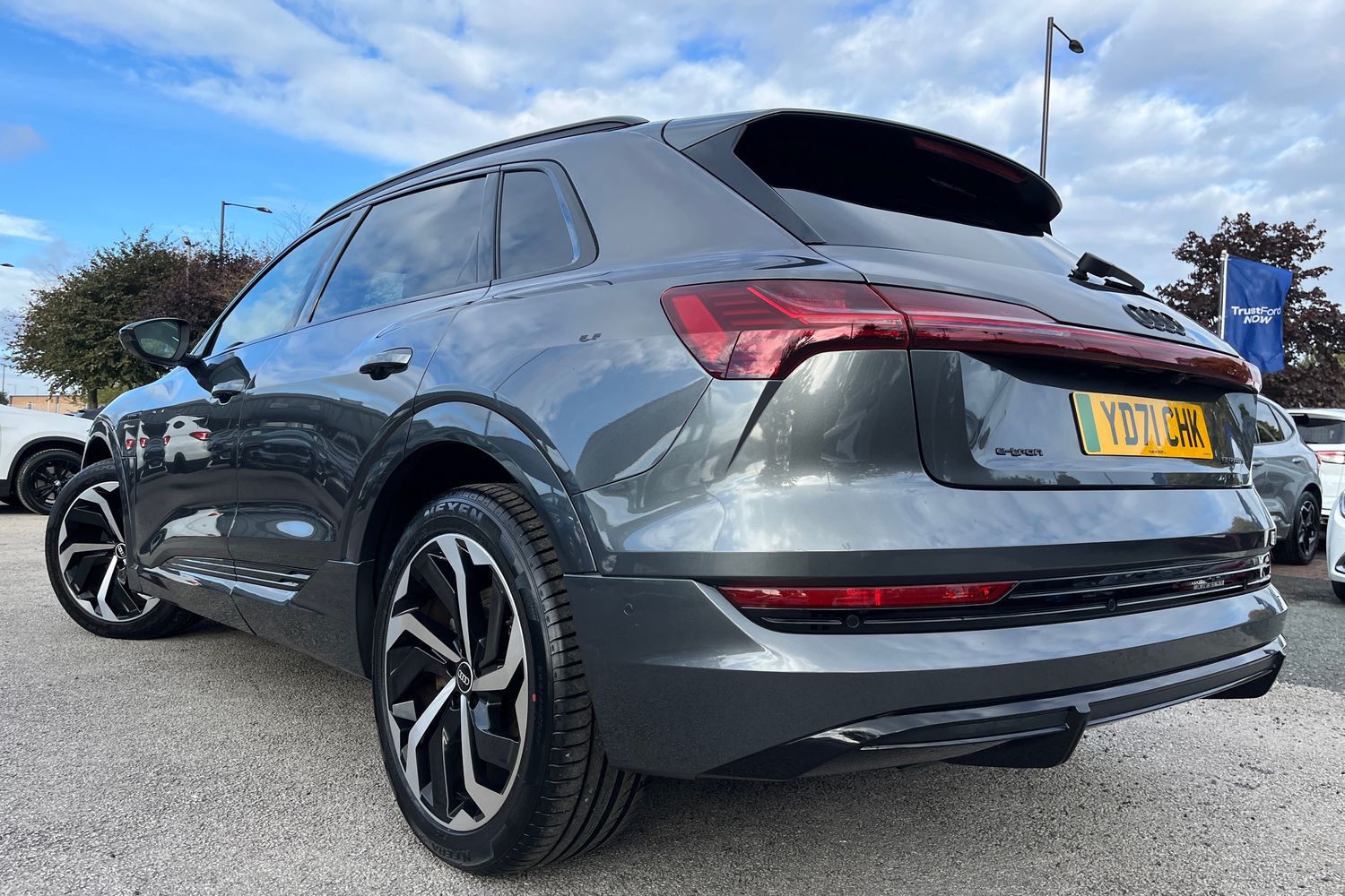 Audi e-tron Photo 37