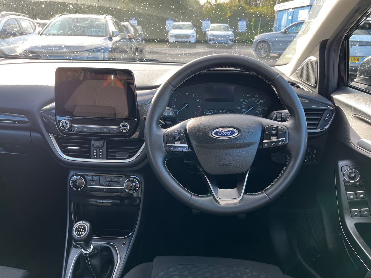 Ford Puma Photo 12