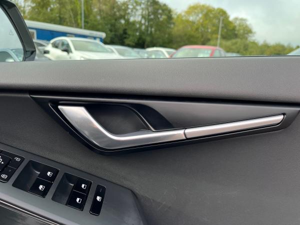 Kia Niro Photo autoimg-2cb2c03e7aa3890a677b2a0542244887e6536754.jpg