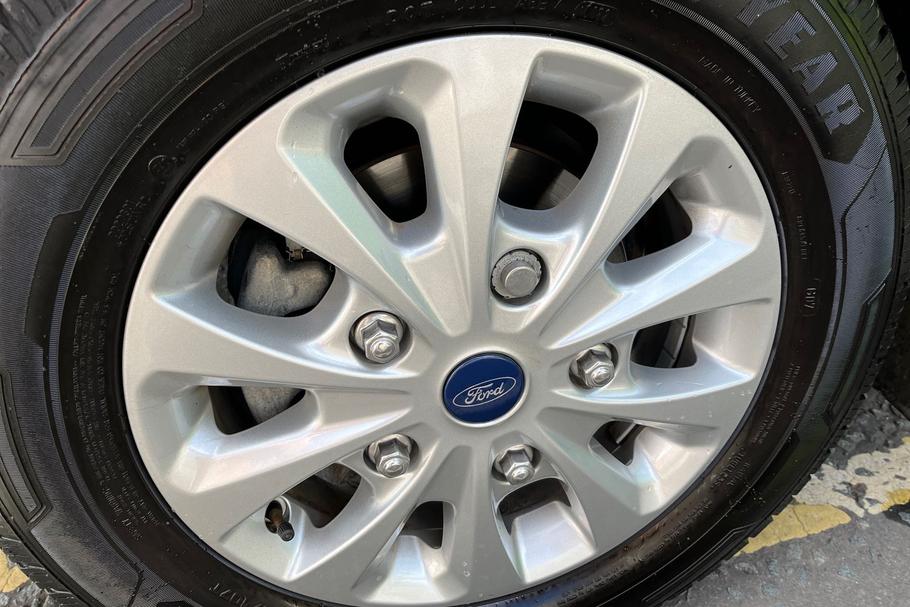 Used Ford TRANSIT CUSTOM MJ22KBU 19