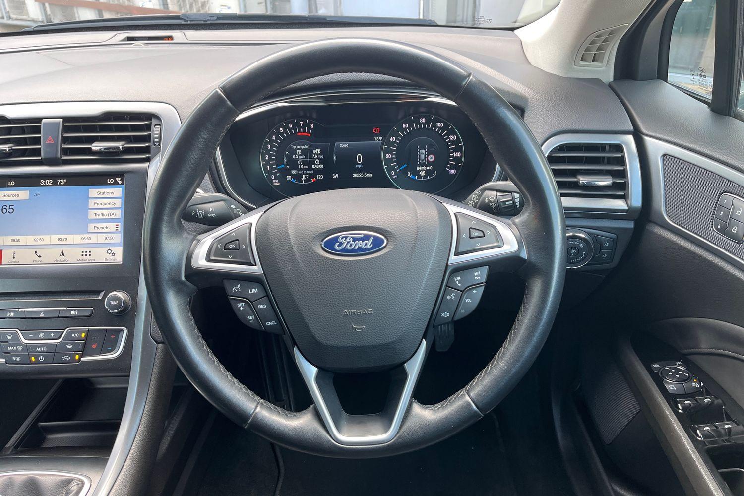 Ford MONDEO Photo 11